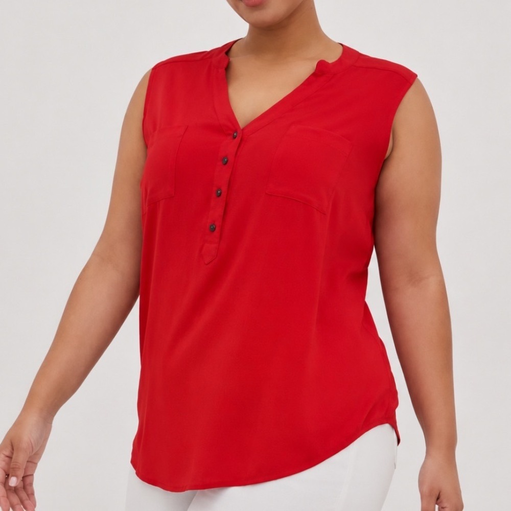 Torrid Harper Rayon Slub Top Size 3X Sleeveless Button V-Neck Pocket Blouse